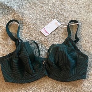 Freya brand NWT green underwire bra 30G(us size 32DDD